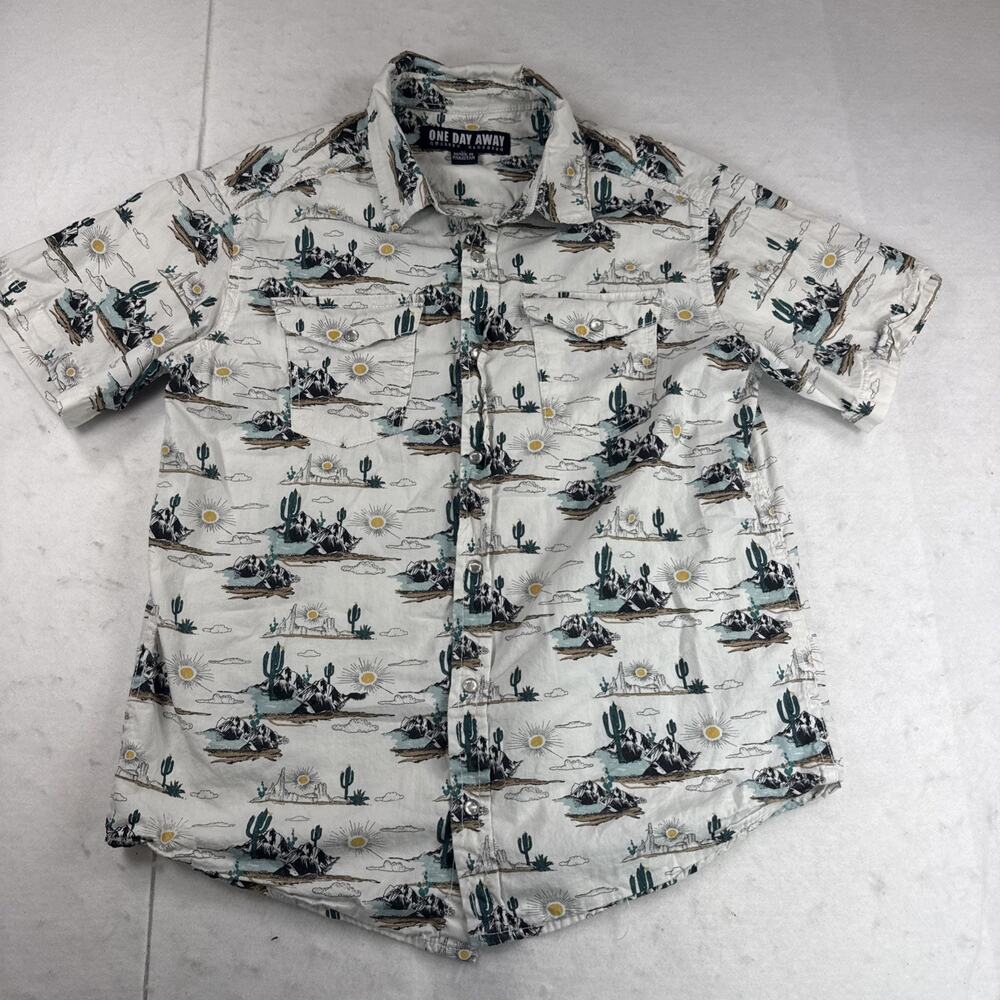One Day Away Southwest Cactus Cowboy Western Pearl Snap Short Sleeve Shirt Sz S